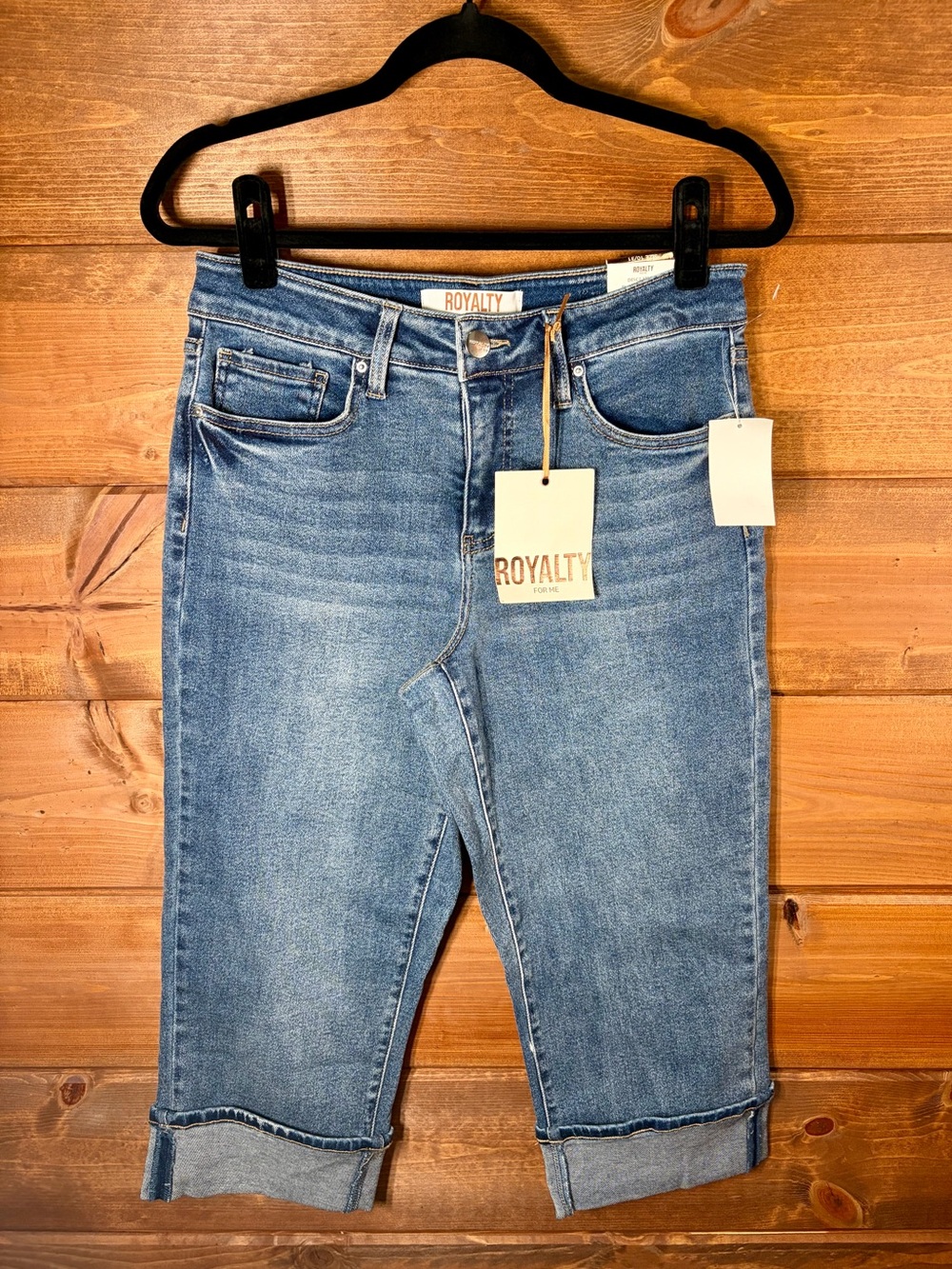 Royalty For Me Tummy Control Light Blue Rolled Hem Cropped Capri Jeans Size 10 🌸